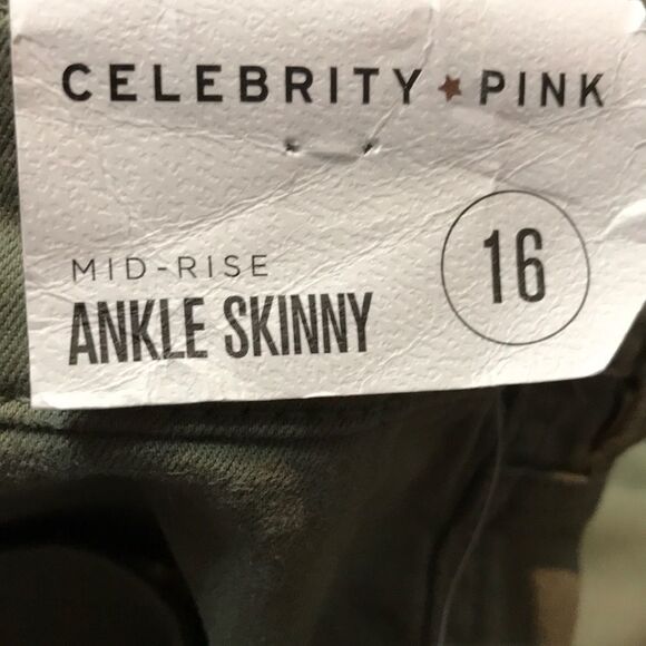 Celebrity Pink Skinny Ankle Jeans women’s size 16 ￼ - Picture 2 of 5